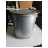 Vollrath Wear-Ever Aluminum Stock Pot with Lid