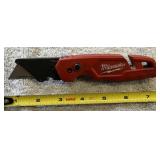 Milwaukee FASTBACK Folding Utility knife