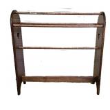 Wood Heart Cut Out Quilt Rack