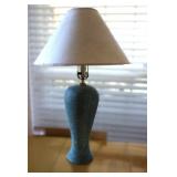 Modern Style Textured Table Lamp