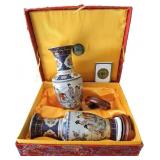 Yi Lin Arts & Treasures Chinese Vases