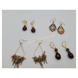 4 Sets Of Dangling Earrings