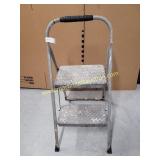2) Step Ladders