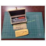 X-Acts Knives in Wooden Case, Alvin Cutting Mat
