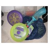 Childrenï¿½s Games, Frisbees, Scoop, Organizer