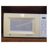 GE Turntable Microwave Oven