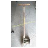 Antique American Lawn Trimmer