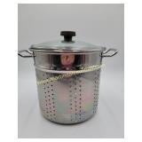 The Pampered Chef Strainer Steamer Basket and Lid
