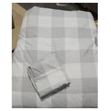 $75 Queen Comforter and Pillow Shams
