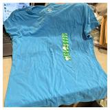 NEW (XL) Ellen Tracy Mens Shirt, Blue