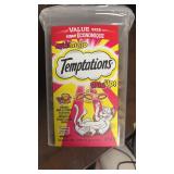 454 g Temptations Beef & Turkey Cat Treat