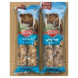 2 x 204 g Guinea Pig Honey Treat Sticks