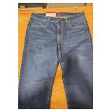 NEW (Size 8) Lucky Brand Jean