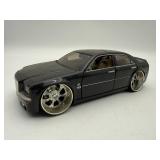 Hot Wheels Chrysler 300C HEMI 1:24