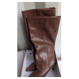 B/New..$118.MIRAAZZURRA Knee High Boots Sz 7.5.