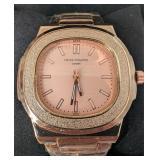 B/New..$1172..Patek Philippe Gold Nautilus Replica