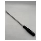 Maximum 24ï¿½ Heavy-Duty Pry Bar Wrecking Bar