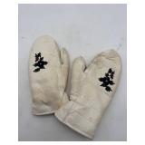 Vintage White Leather Floral Mittens