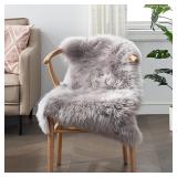 NEW Faux Fur Sheepskin Style Rug