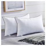 NEW $39 Go home 3Pk Pillow