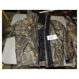 Field and Stream camo outerwear coat and pants (si
