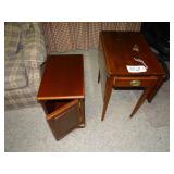 Drop leaf stand 1-drawer 36w x 26 tall x 23 deep (