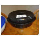 Granite turkey roaster