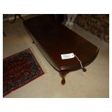 Cherry coffe table Queen Ann style 52'long x 36' w