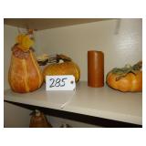 Pumpkins and candle fall dï¿½cor