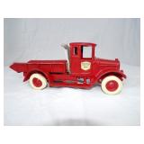 Arcade Cast Iron International Harvester Truck