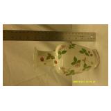 Wedgwood Vase 'Wild Strawberry' Pattern