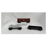 Loose Lionel  Freight cars