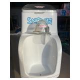 SNOWIE Counter Top Snow Cone Maker / Shaved Ice...