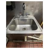Wall Mount Hand Sink w. Faucet