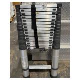 Telescoping Aluminum Extension Ladder