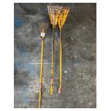 (3) Long Handle Roofing Tear Off Tools