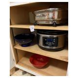 Crockpot & Electric Skillet w/2 Bowls