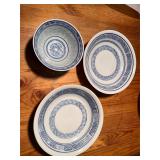Lot of 3 Small Vintage Asian Style Bowls