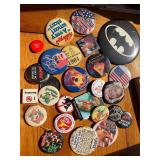 Lot of vintage collectible pins