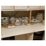 Large Lot of Vintage Pfaltzgraff Stoneware Yorktow