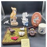Decorative items features a variety of bird-the..