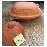 Terracotta lidded roasters
