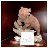 Danbury Mint 'Heavyweight Champ' grizzly bear s..