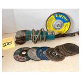 Makita GA7110 7-inch angle disk grinder & discs..