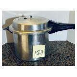 Vasconia aluminum pressure cooker