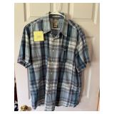 Menï¿½s LLBean blue and white short sleeve XL
