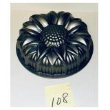 Nordic Ware Sunflower Cake Bundt Pan