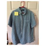 Menï¿½s Cremieux blue and white checkered short s..