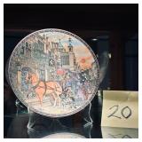 Royal Worcester fine bone china decorative plat..