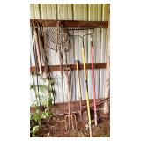 Contents on wall excluding plow